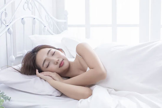 四种睡眠姿势,哪种是有利于健康的? 四种睡眠姿势,哪种是有利于健康的?