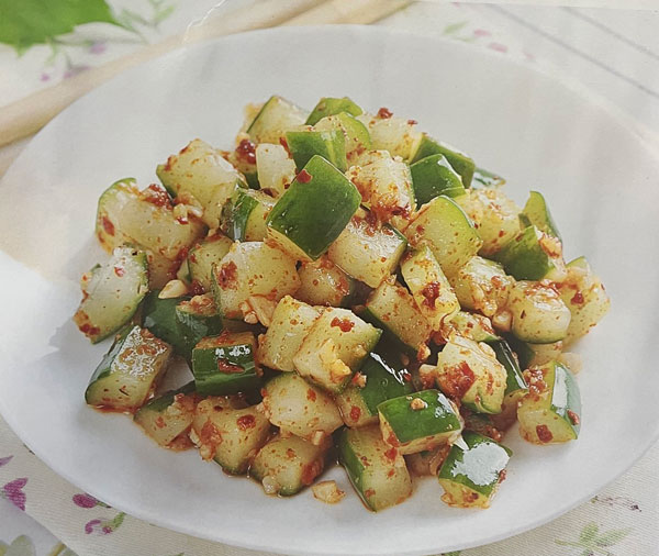 脆炒黄瓜丁 脆炒黄瓜丁